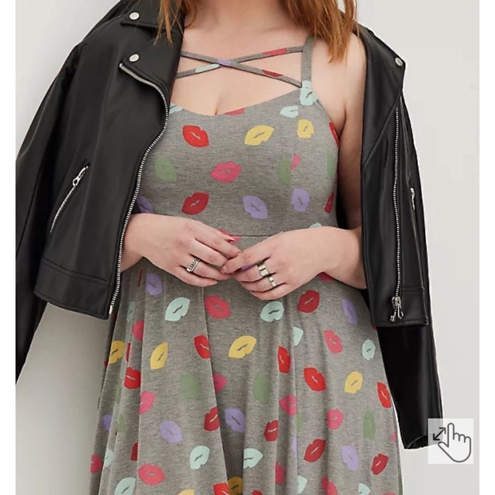 Torrid Gray Multi Color Lip Print Maxi Dress Contemporary Feminine Boho - Picture 3 of 16